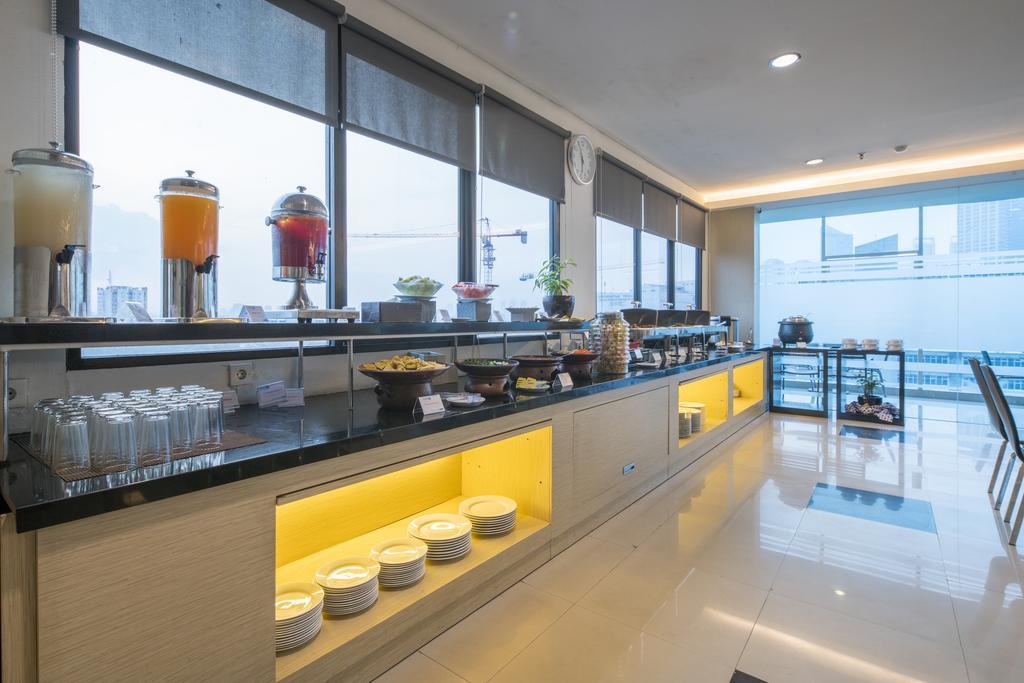 Hotel 88 Grogol Jakarta By Wh Eksteriør bilde